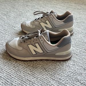 New Balance 574 W9